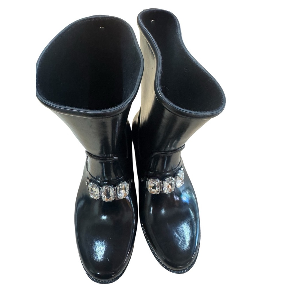 Michael Kors rain boots, size 8 only used once.